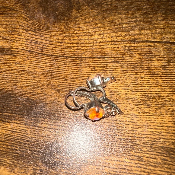 Trio-cluster leaver back earrings - Picture 3 of 4